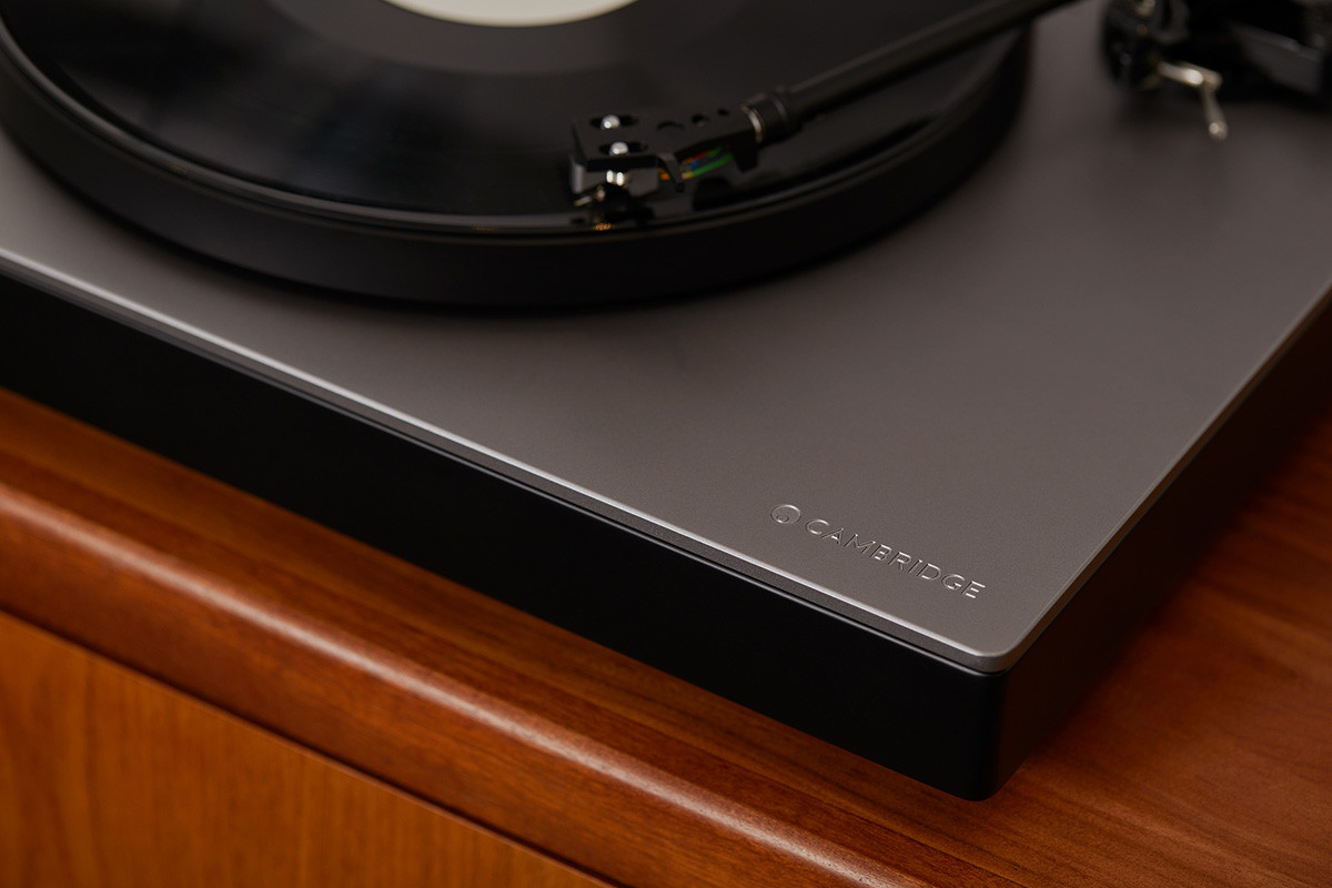 Cambridge Audio Alva TT V2 - gramofon analogowy Cambridge Audio Alva TT V2 - gramofon analogowy