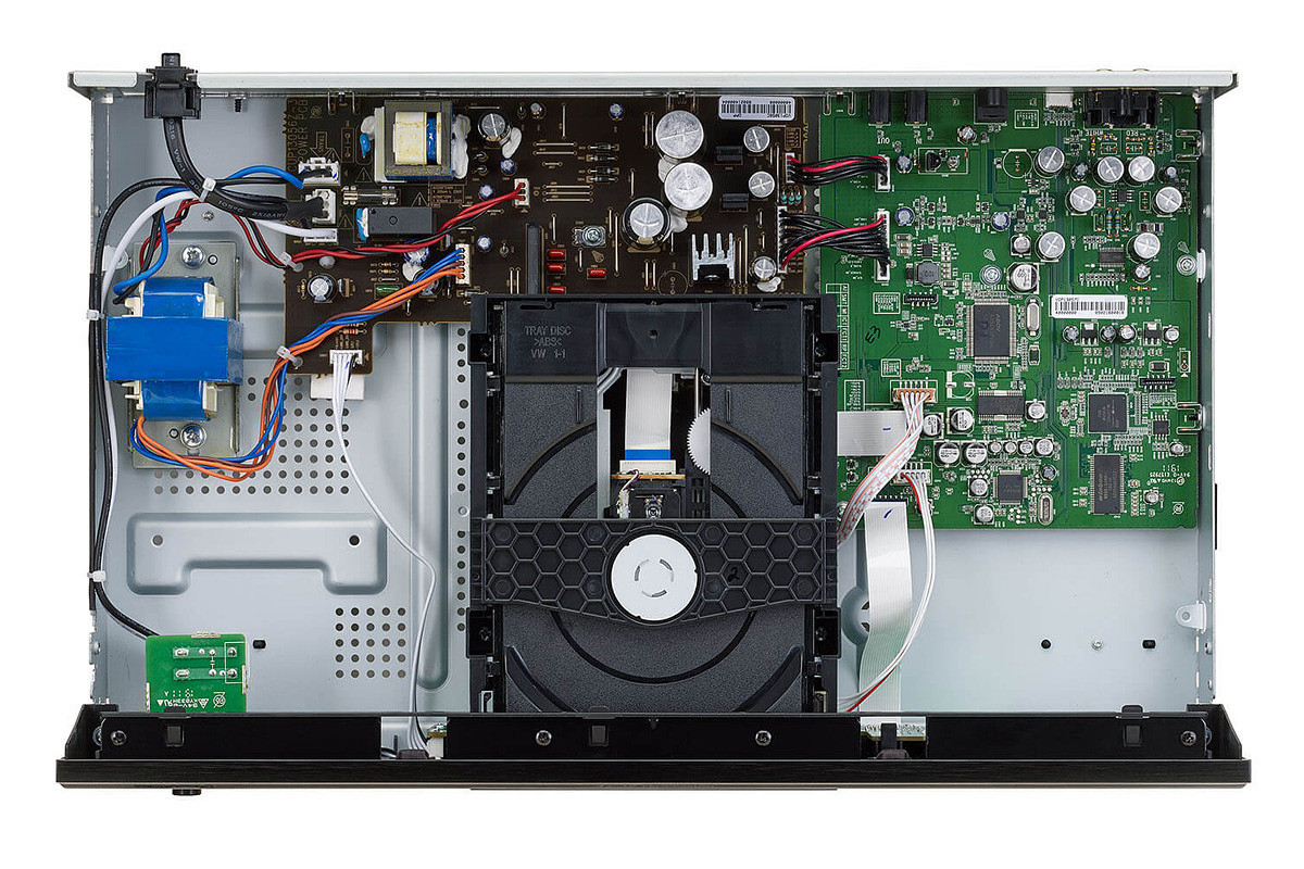 Denon DCD-600NE Premium Silver - odtwarzacz płyt CD Denon DCD-600NE Premium Silver - odtwarzacz płyt CD