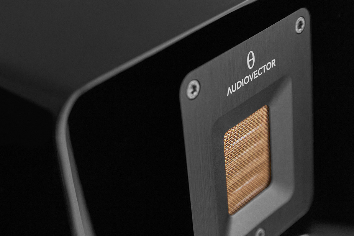 Audiovector QR 1 SE Dark Walnut - kolumny podstawkowe