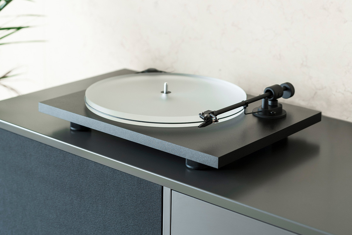 Pro-Ject Primary E Black - gramofon analogowy