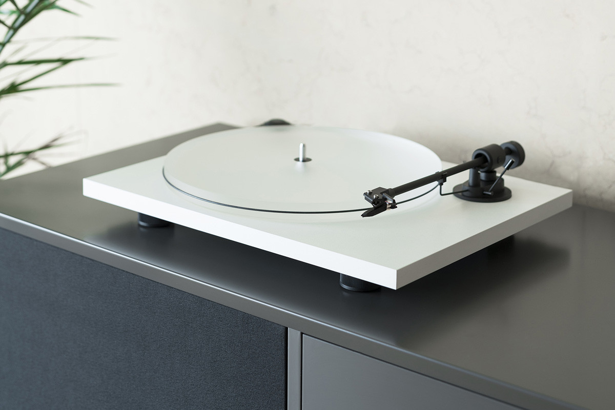 Pro-Ject Primary E White - gramofon analogowy Pro-Ject Primary E White - gramofon analogowy