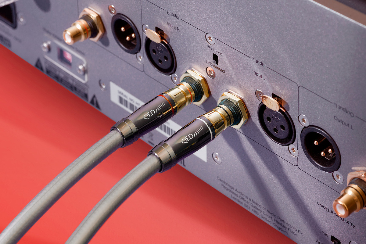 QED Performance Audio 40i - przewód 2xRCA/2xRCA | interkonekt stereo o długości 1 m