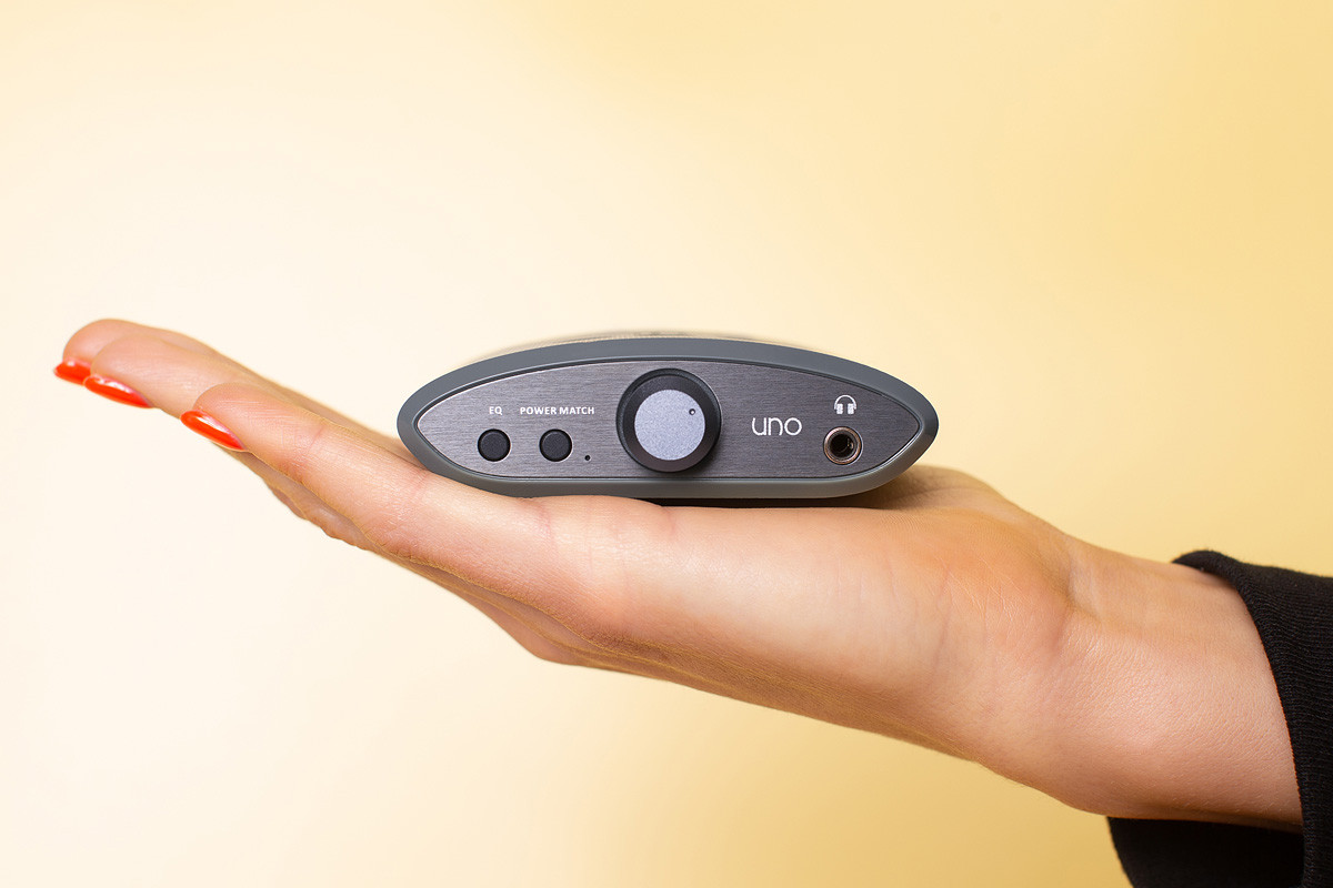 iFi audio Uno - wzmacniacz słuchawkowy z przetwornikiem DAC USB iFi audio Uno - wzmacniacz słuchawkowy z przetwornikiem DAC USB