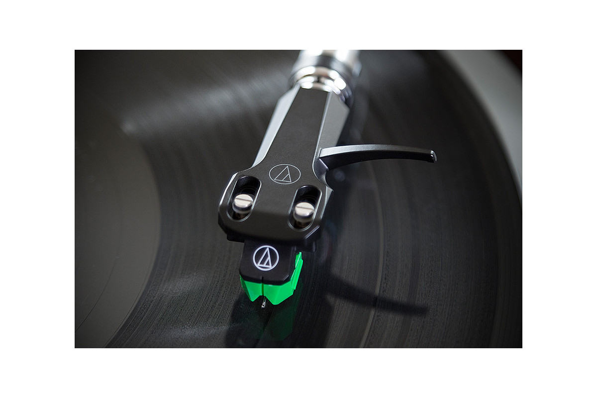 Audio-Technica AT-VM95E/H - wkładka gramofonowa z główką | headsheel Audio-Technica AT-VM95E/H - wkładka gramofonowa z główką | headsheel