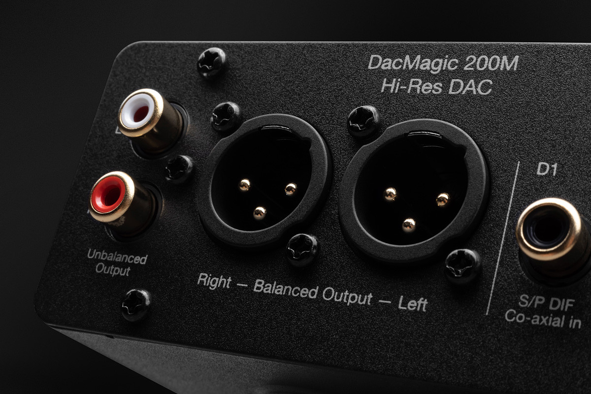 Cambridge Audio DacMagic 200M Black Edition - przetwornik cyfrowo-analogowy DAC USB ze wzmacniaczem słuchawkowym