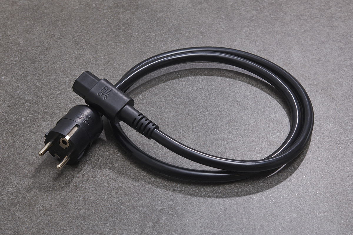 QED XT3 - przewód zasilający AC | power cord o długości 2 m