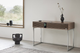 Ruark Audio R810 Walnut - system audio typu "all-in-one" Ruark Audio R810 Walnut - system audio typu "all-in-one"