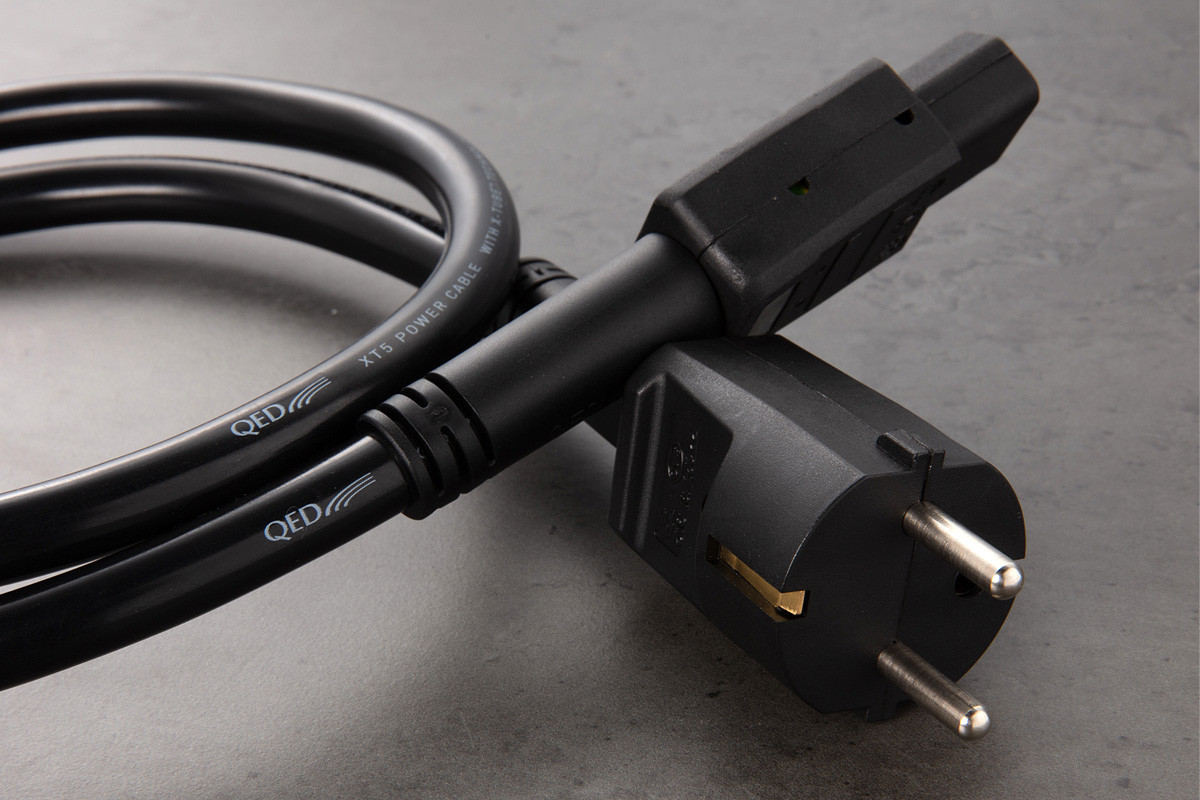 QED XT5 - przewód zasilający AC | power cord o długości 1 m