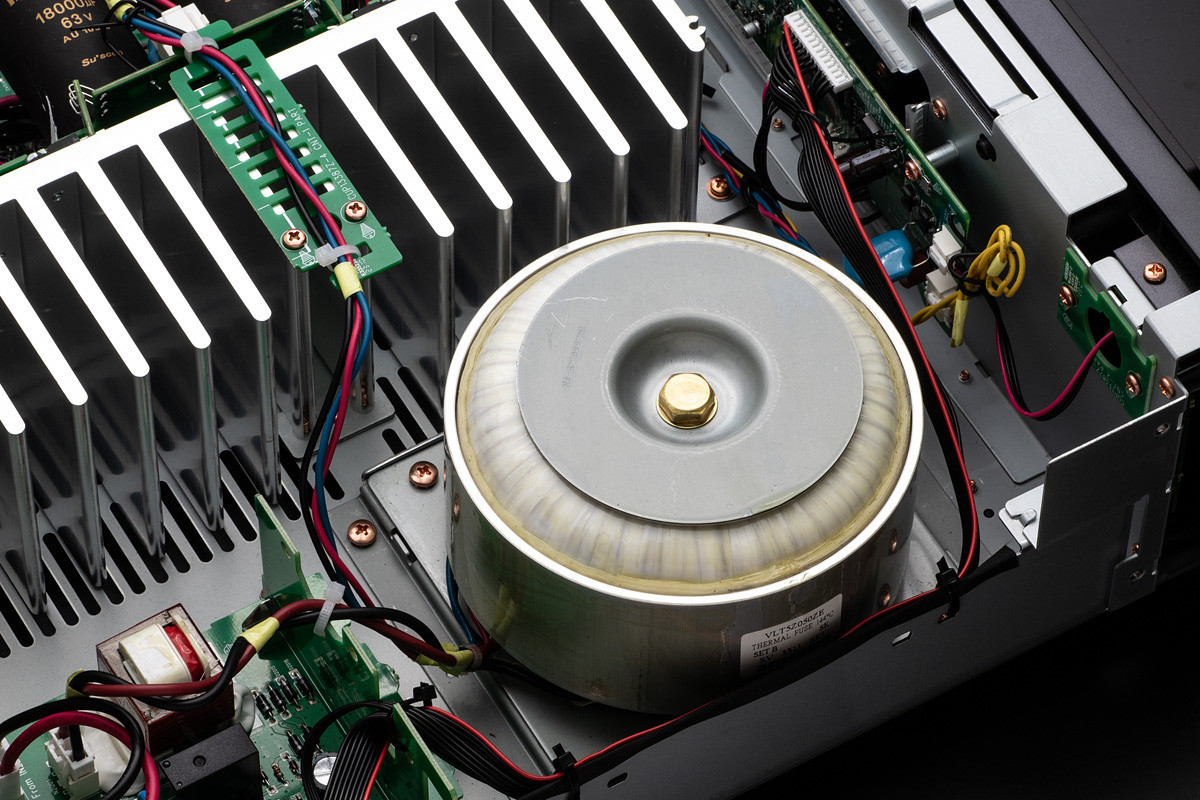 Marantz MODEL 50 Silver/Gold - wzmacniacz stereo Marantz MODEL 50 Silver/Gold - wzmacniacz stereo