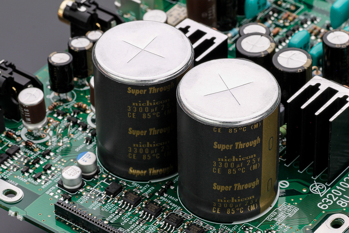 Marantz ND8006 Silver/Gold - odtwarzacz płyt CD z funkcjami sieciowymi Marantz ND8006 Silver/Gold - odtwarzacz płyt CD z funkcjami sieciowymi