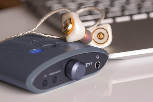 iFi audio Uno - wzmacniacz słuchawkowy z przetwornikiem DAC USB