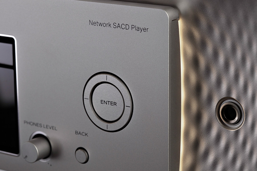 Marantz SACD 30n - odtwarzacz płyt CD/SACD z funkcjami sieciowymi i trybem DAC USB